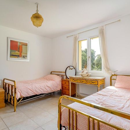 Le Manoir De Flassans Luaran gambar
