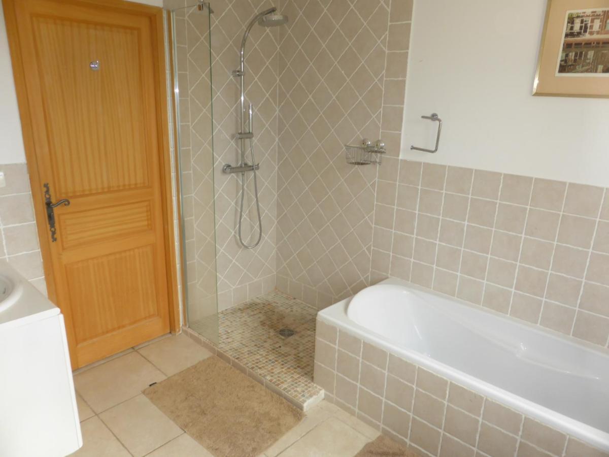 Le Manoir De Flassans Luaran gambar