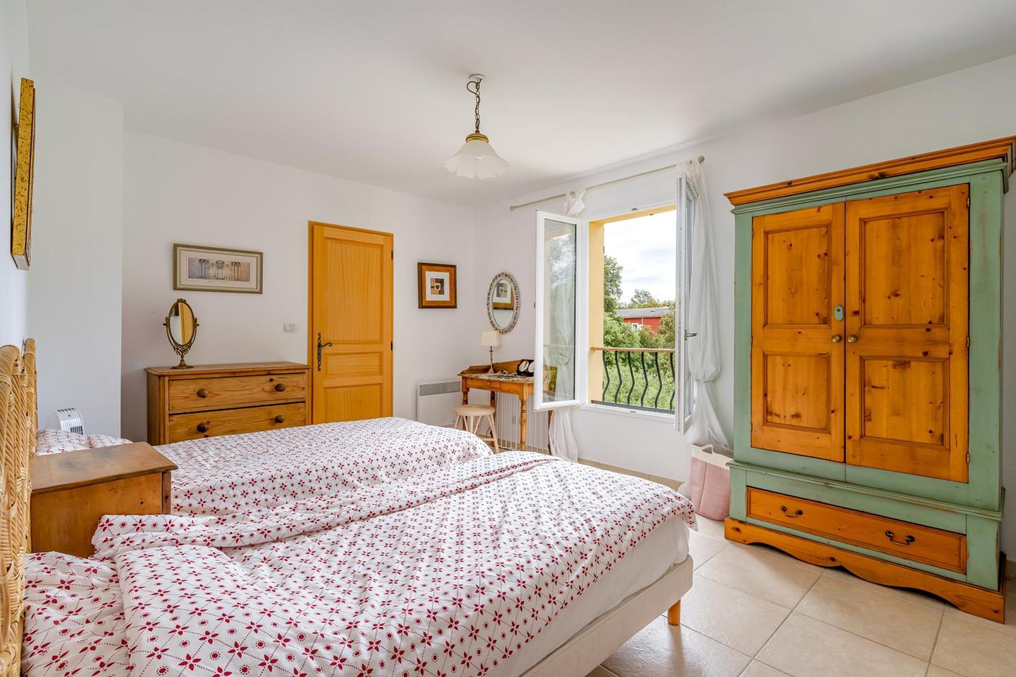 Le Manoir De Flassans Luaran gambar